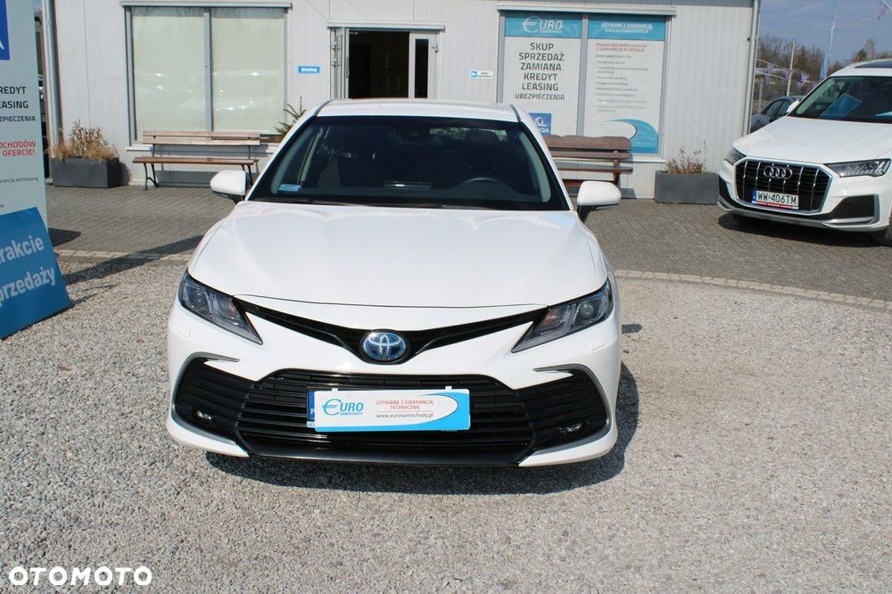 Toyota Camry - 3