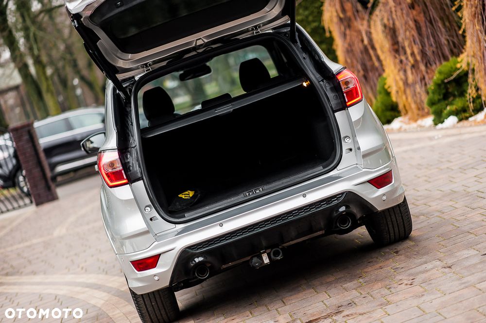 Ford Kuga 2.0 TDCi FWD ST-Line - 10