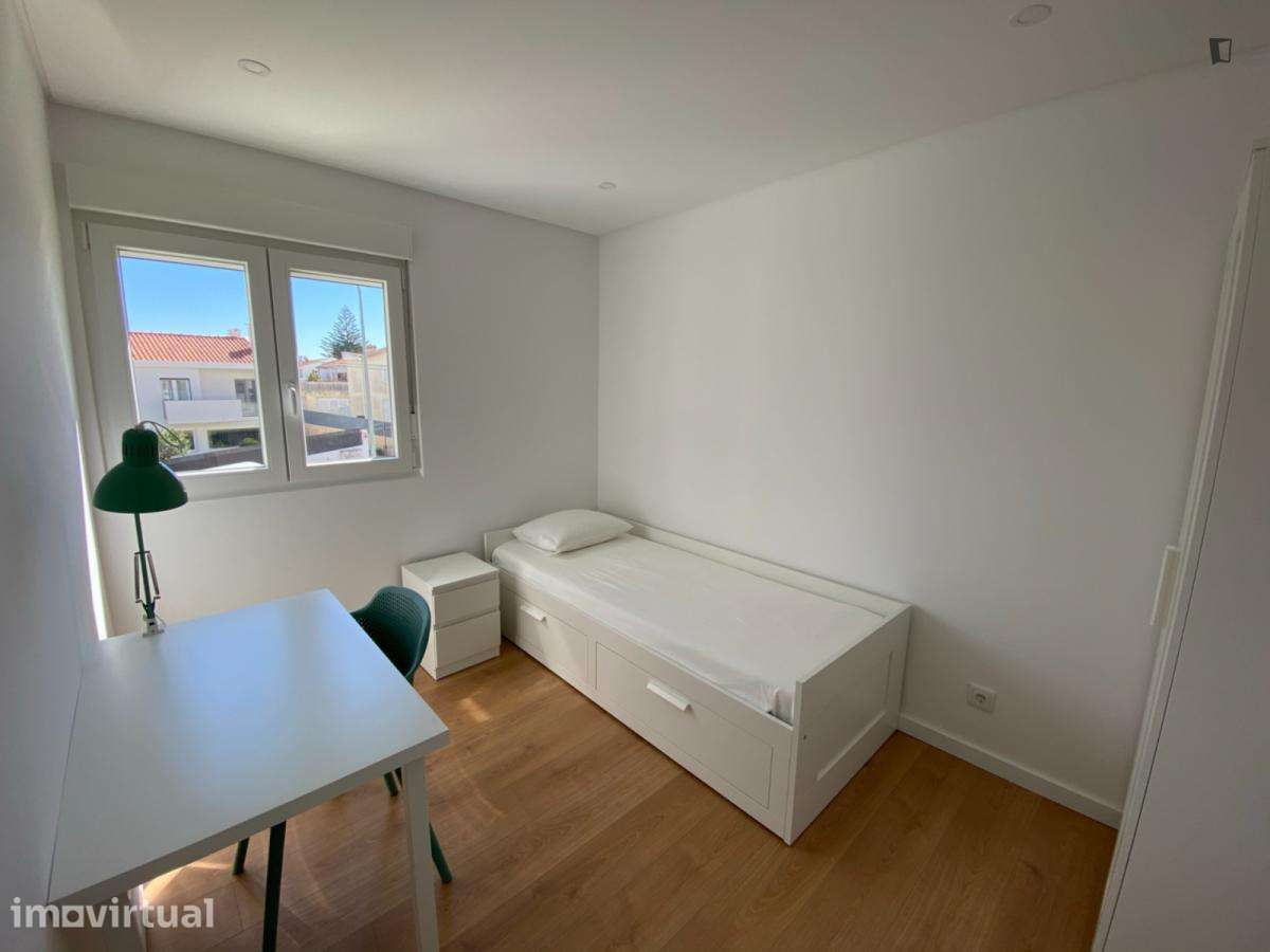 Quarto - localizado em Oeiras Lisbon - Grande imagem: 3/12