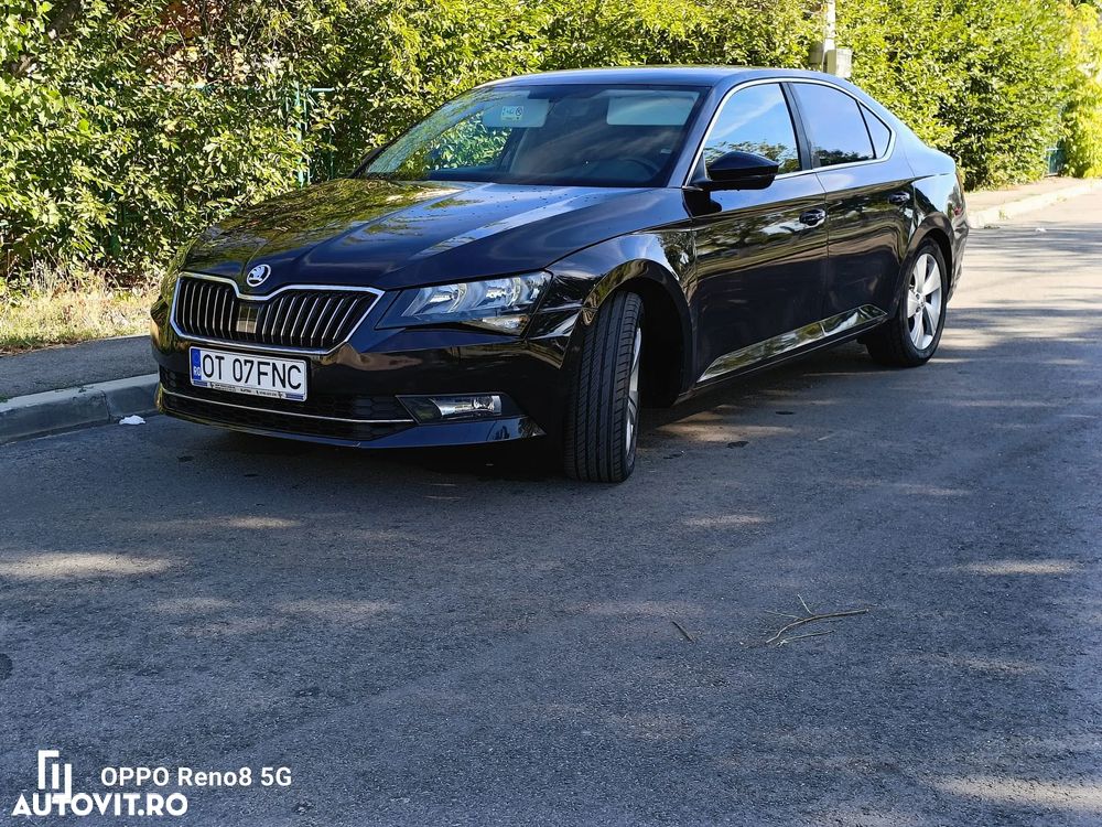 Skoda Superb 2.0 TDI Ambition - 2