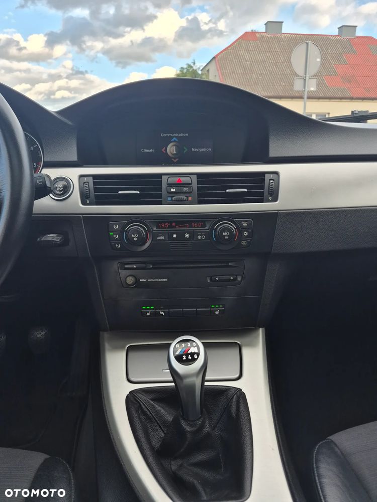 BMW Seria 3 - 18