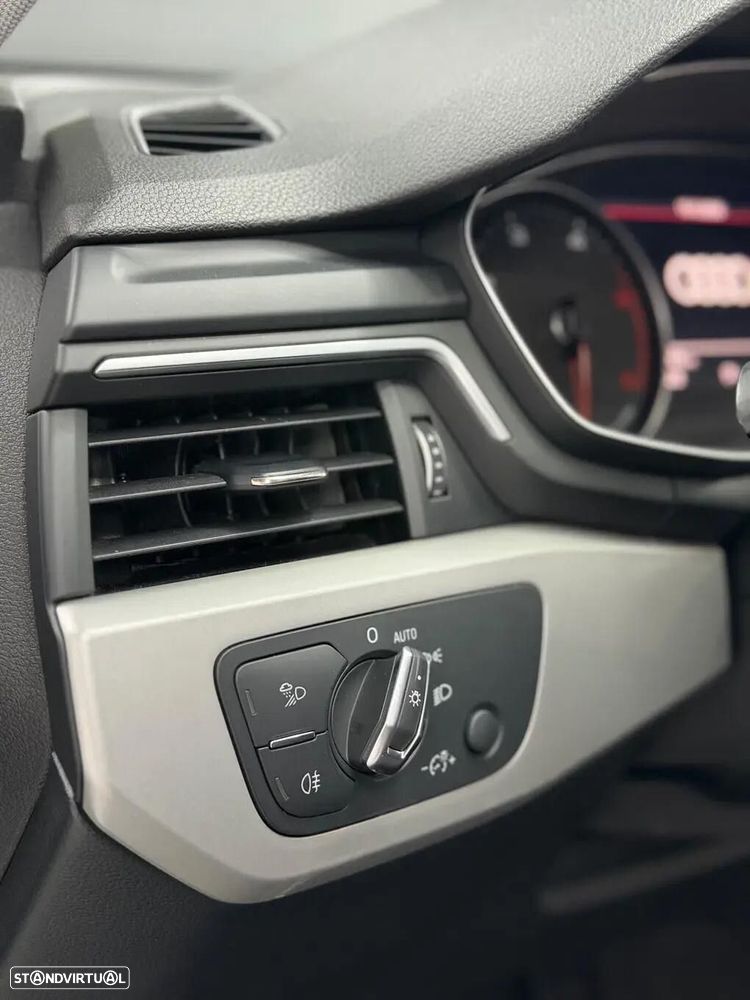 Audi A4 30 TDI Advanced S tronic - 13