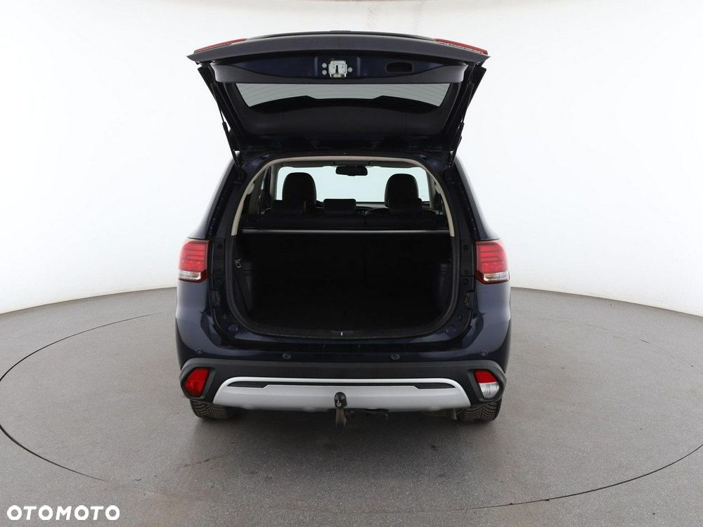 Mitsubishi Outlander 2.0 2WD CVT Diamant+ - 20