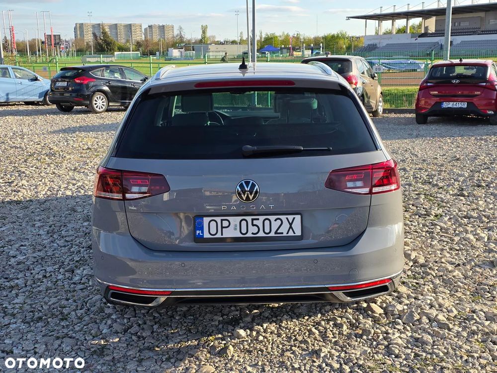 Volkswagen Passat 2.0 TDI EVO Business DSG - 8