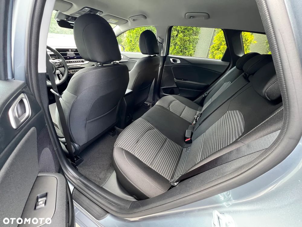 Kia Ceed 1.5 T-GDI M - 9