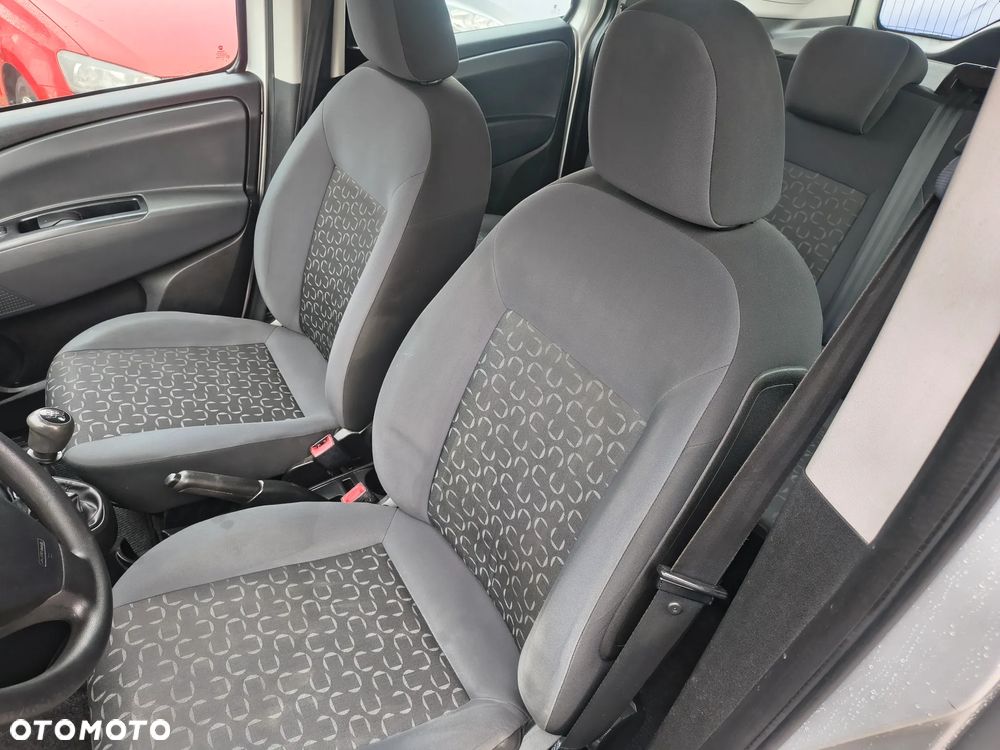 Fiat Doblo 1.6 16V Multijet Emotion - 13
