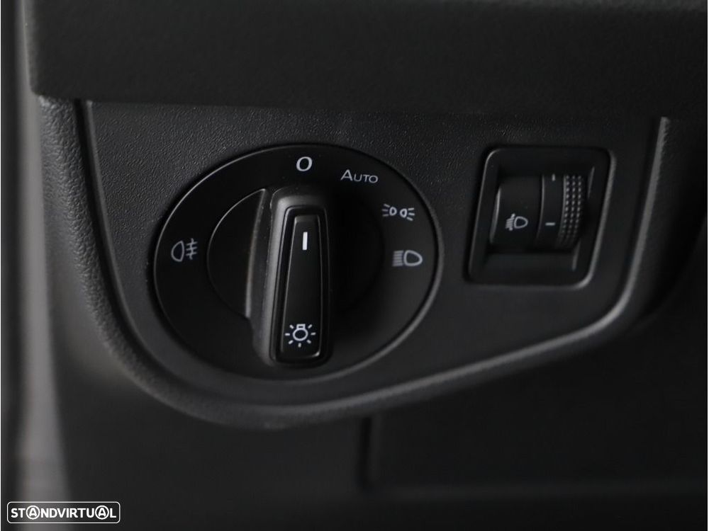 VW Taigo 1.0 TSI Life DSG - 11