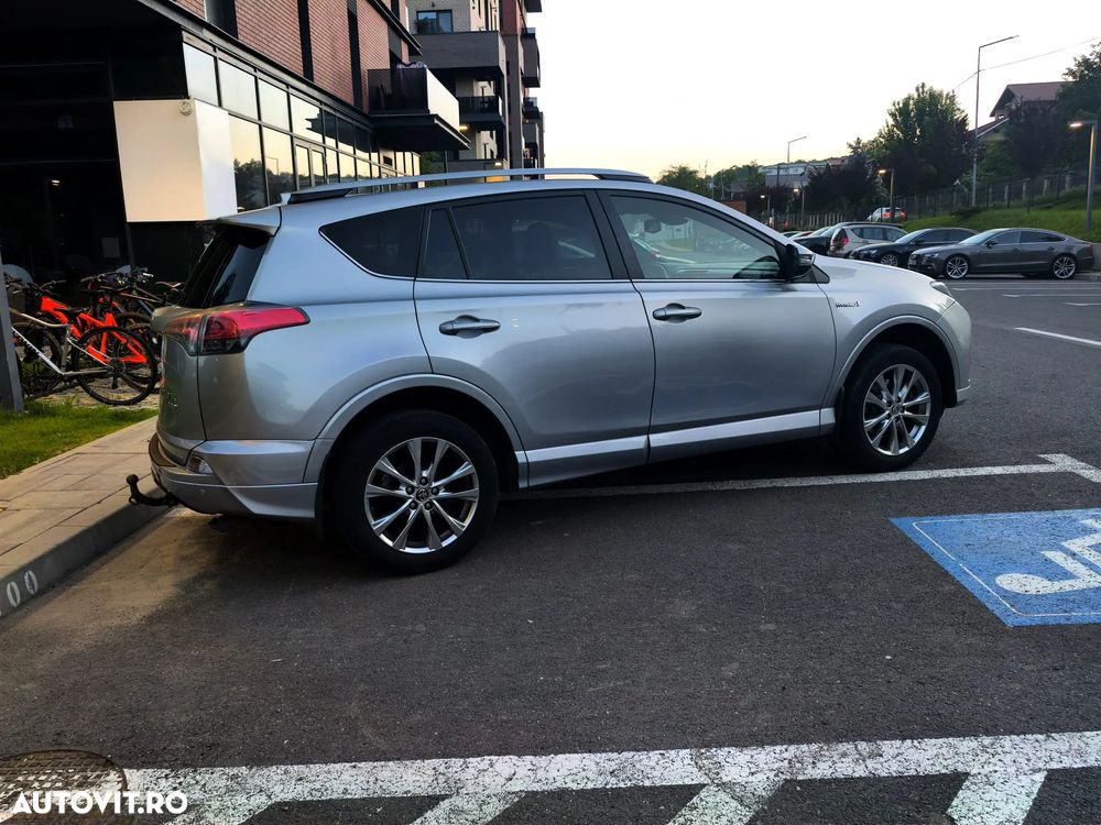 Toyota RAV4 2.5 4x4 Style Selection - 2