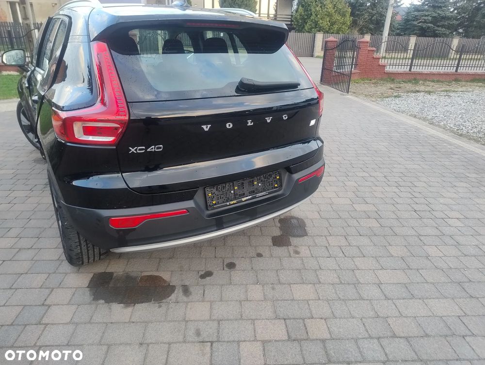 Volvo XC 40 - 4