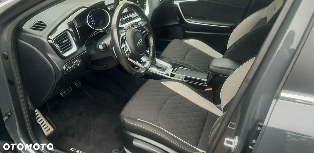 Kia Ceed 1.6 CRDi DCT GT Line - 4