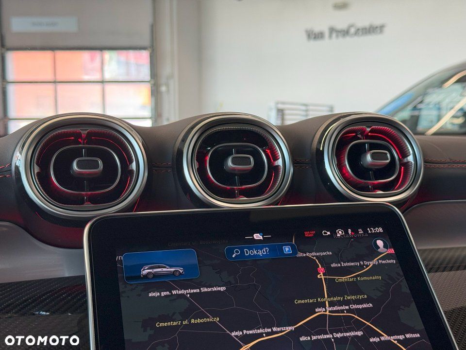 Mercedes-Benz GLC - 21