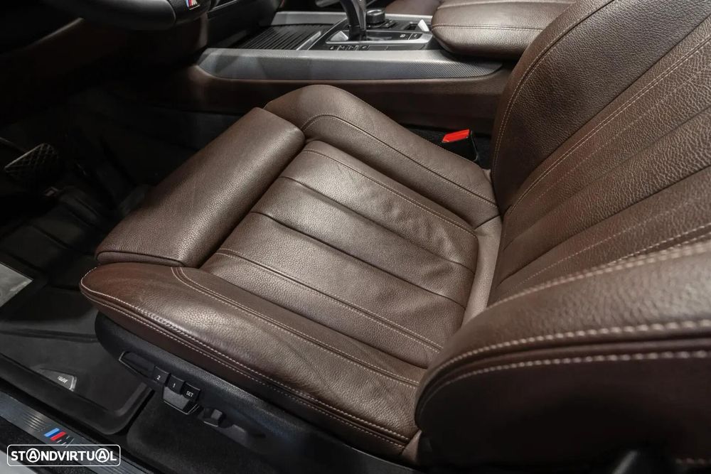 BMW X5 25 d xDrive Pack M - 24