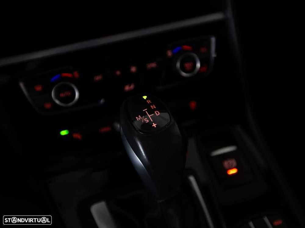 BMW 225xe Active Tourer Advantage - 21