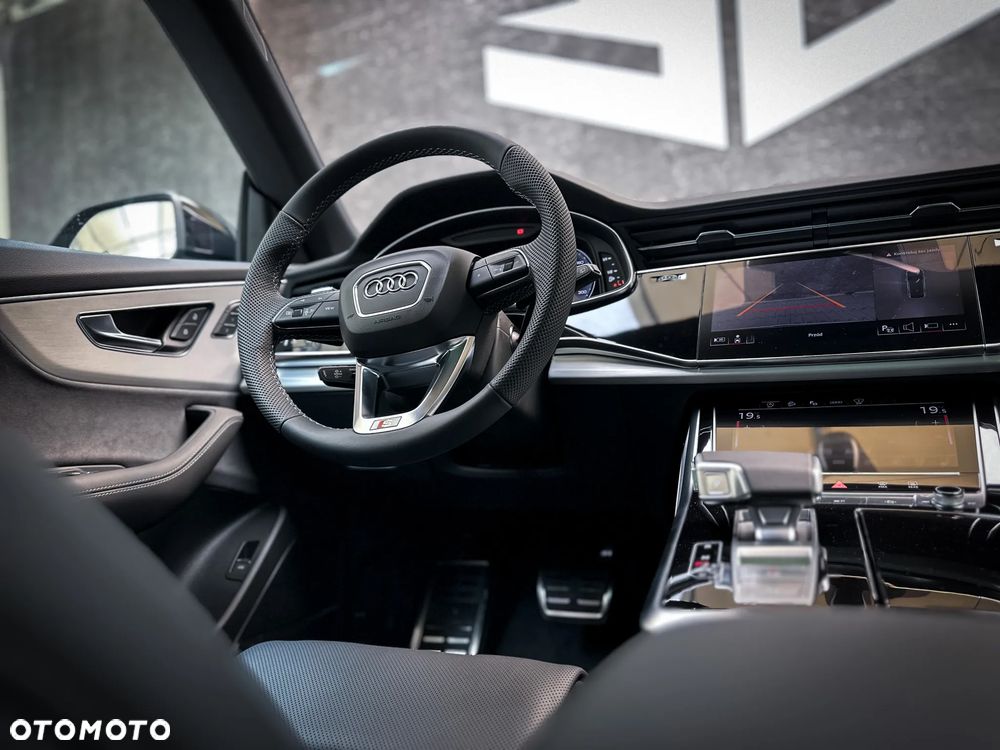 Audi Q8 2025