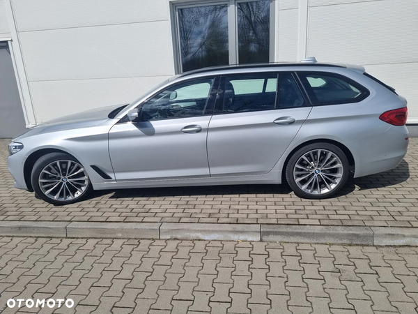 BMW Seria 5 520d Touring Sport Line
