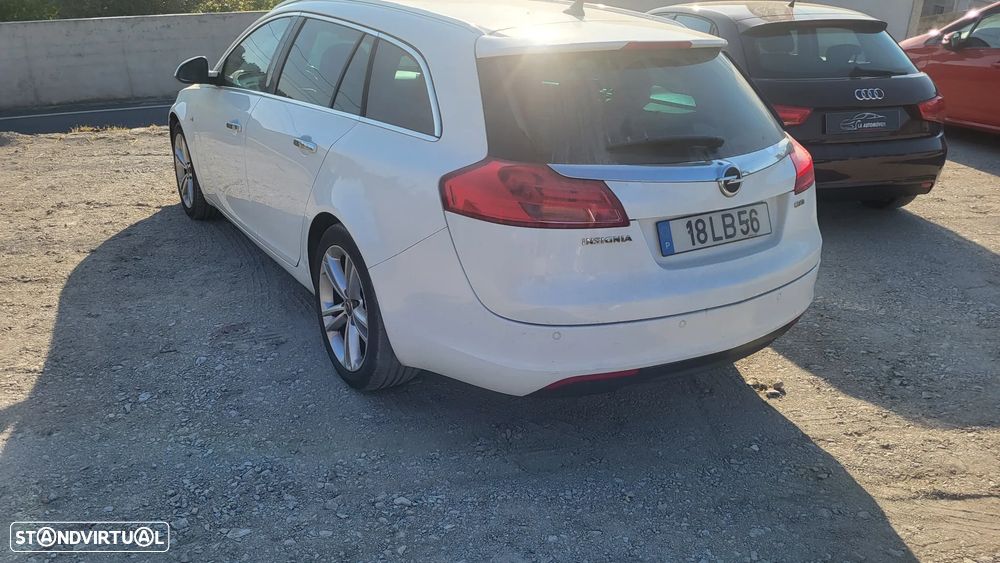 Opel Insignia Sports Tourer 2.0 CDTi Cosmo - 11