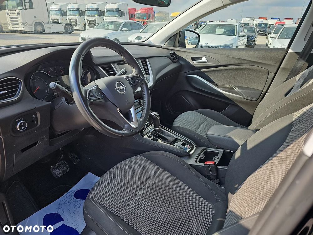 Opel Grandland X 1.2 T GPF Design Line S&S - 10