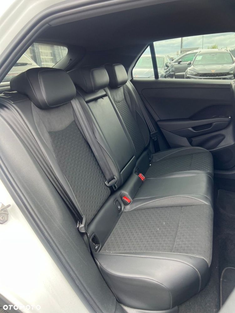 Volkswagen T-Roc 1.5 TSI R-Line DSG - 9