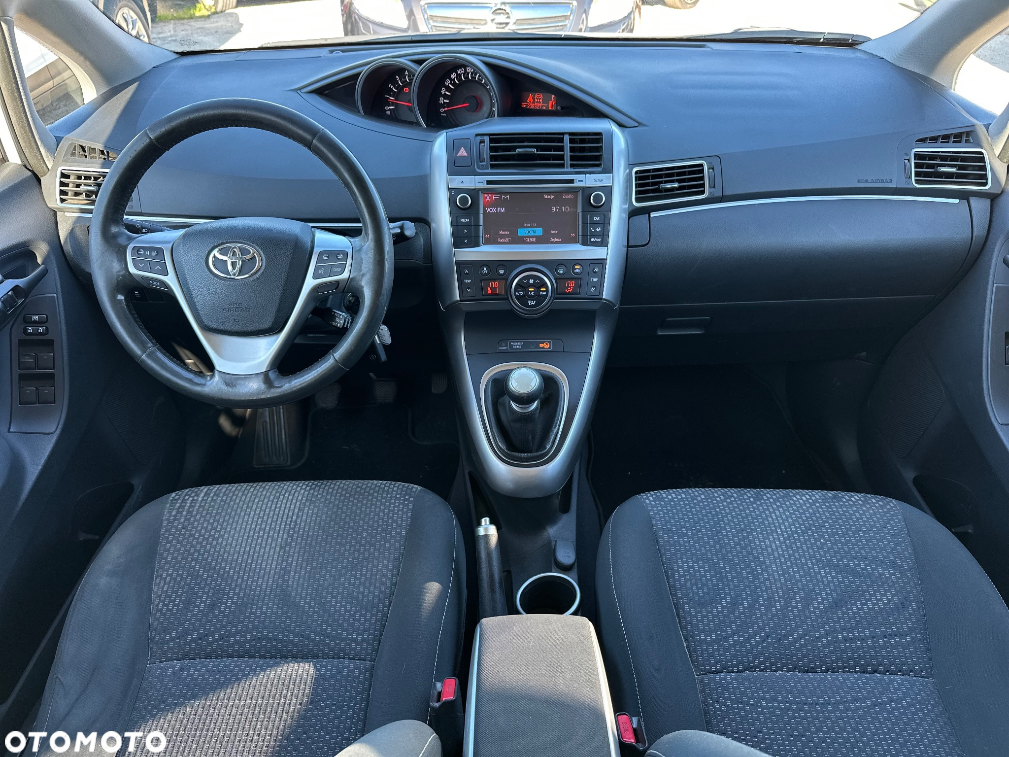 Toyota Verso 2.0 D-4D Active - 14