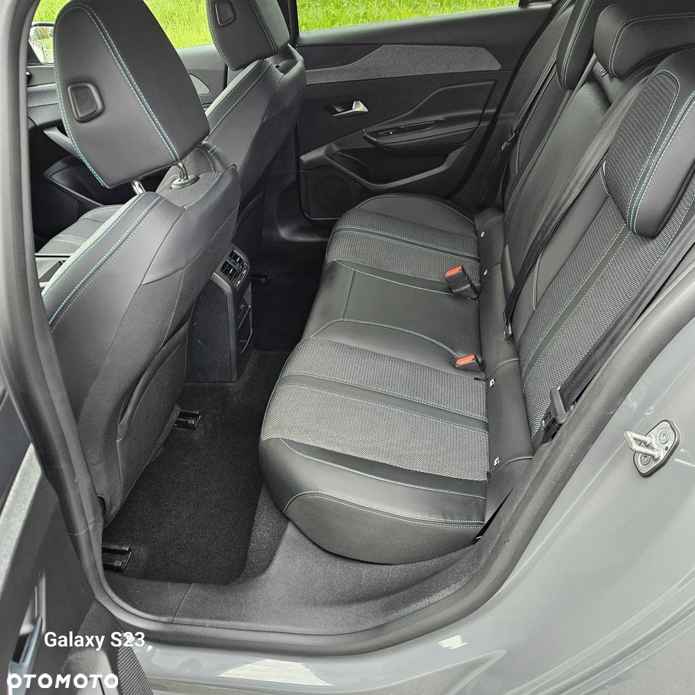 Peugeot 308 - 18