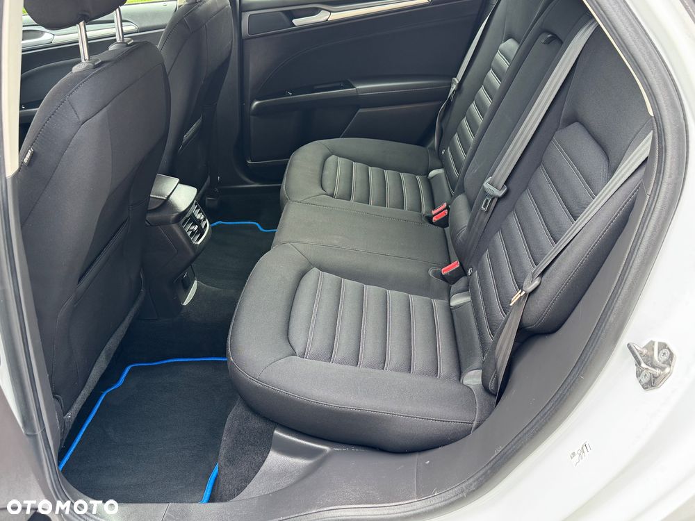 Ford Mondeo 2.0 TDCi STart-Stopp Trend - 24