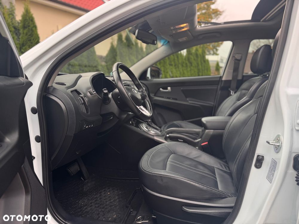 Kia Sportage 2.0 CRDI 184 4WD Automatik Spirit - 32