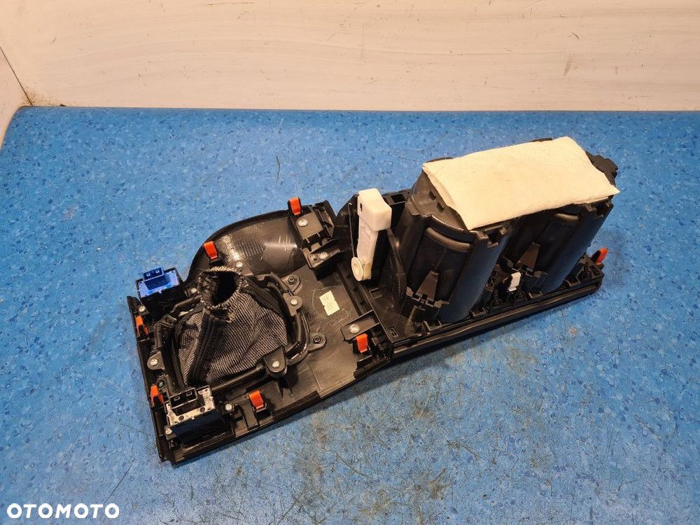 HONDA ACCORD VIII UCHWYT NA KUBEK CUP HOLDER - 8