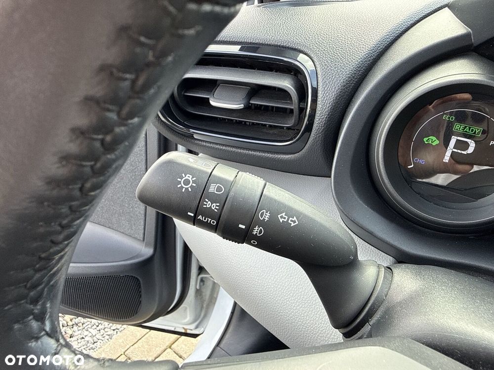 Toyota Yaris Cross Hybrid 1.5 Comfort - 19