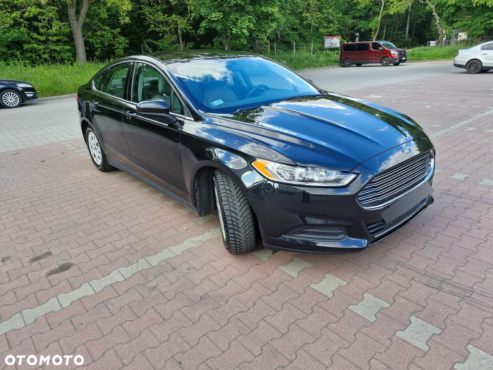 Ford Fusion - 4
