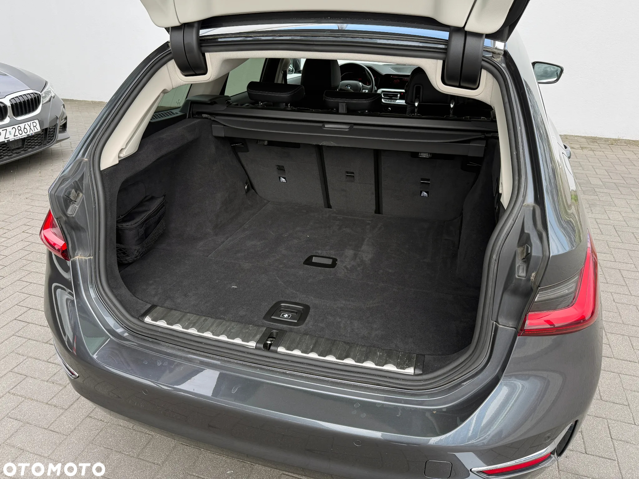 BMW Seria 3 320d xDrive Luxury Line - 11