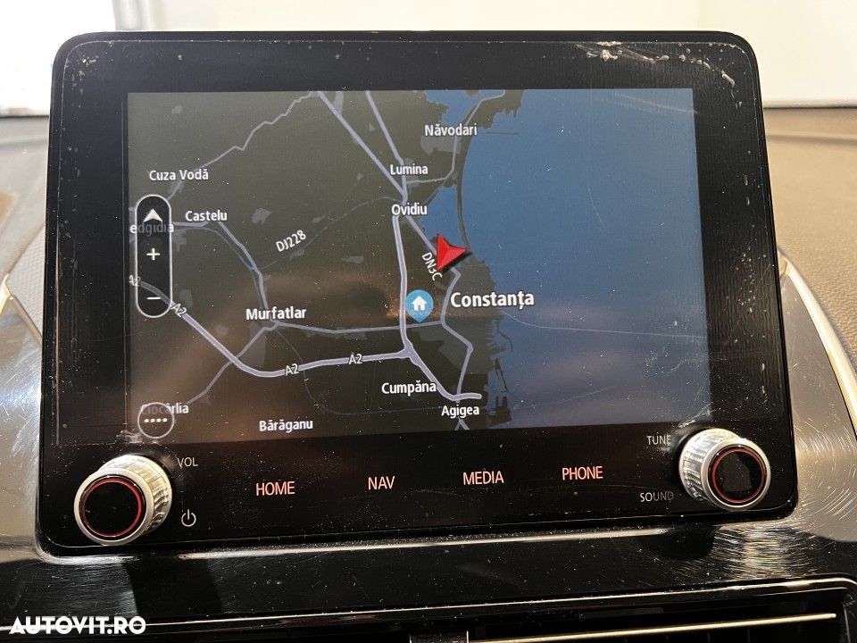 Mitsubishi Eclipse-Cross - 21