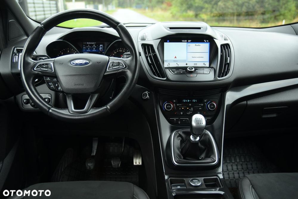 Ford Kuga 2.0 TDCi FWD ST-Line - 26