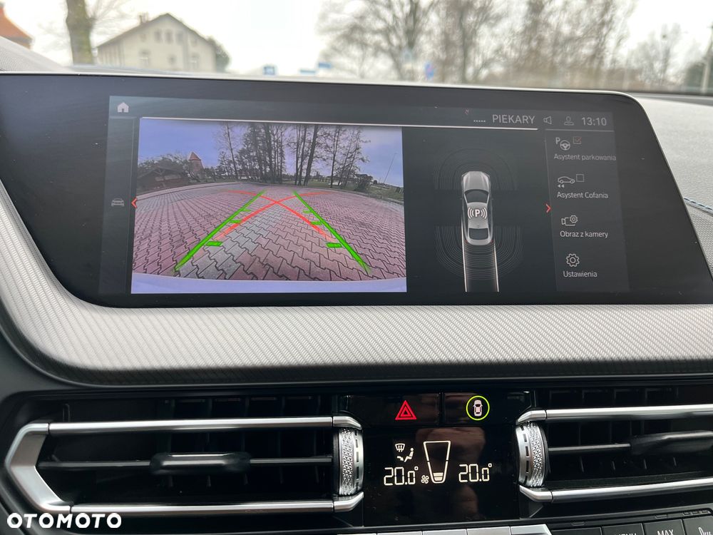 BMW Seria 2 218d - 16