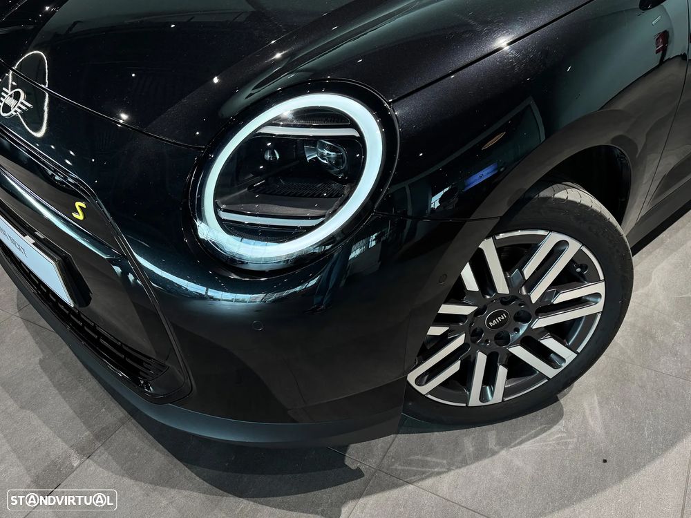 MINI 3 Portas Cooper SE Classic M - 7