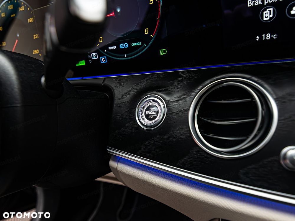 Mercedes-Benz Klasa E 220 d 4-Matic - 20