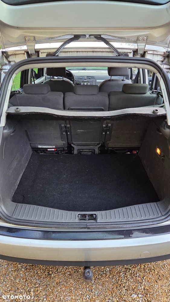 Ford Focus C-Max - 9
