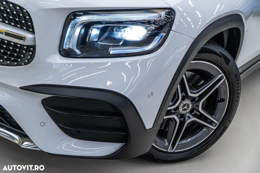 Mercedes-Benz GLB 250 4MATIC Aut. - 38