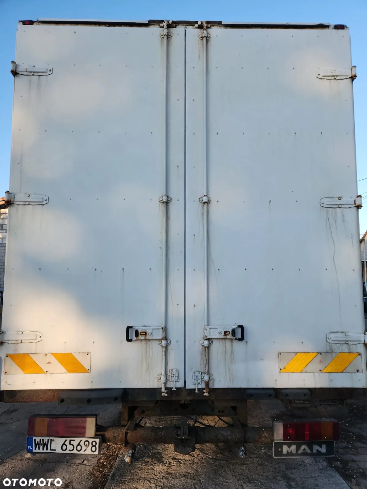 MAN 8.225 LLC - 8