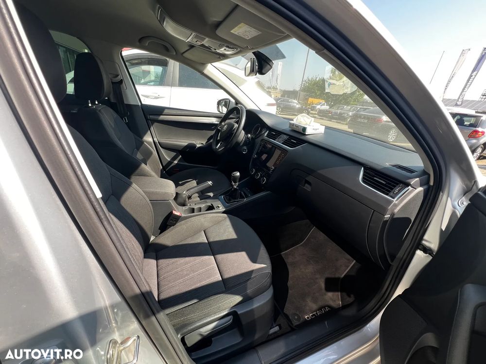 Skoda Octavia - 11