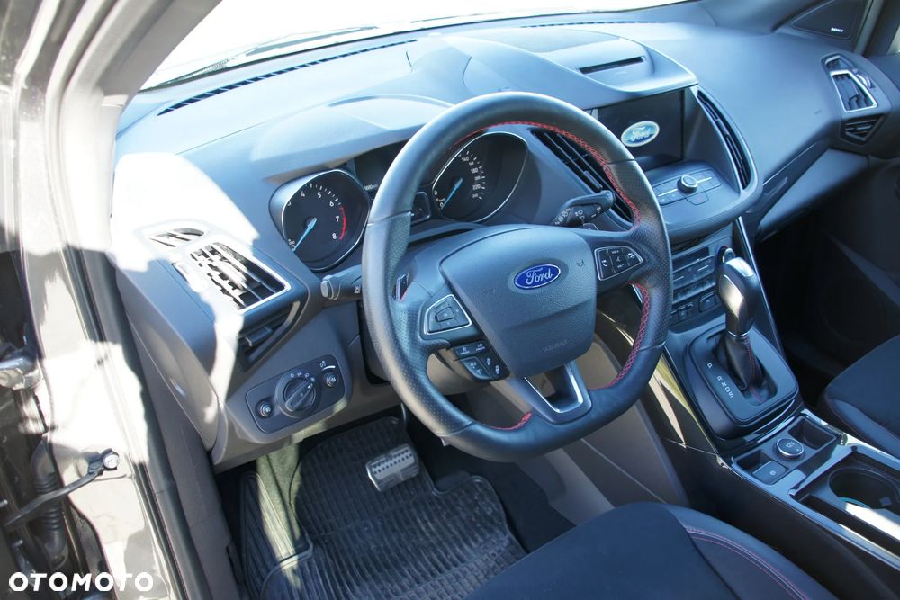 Ford Kuga 1.5 EcoBoost 4x4 ST-Line - 22