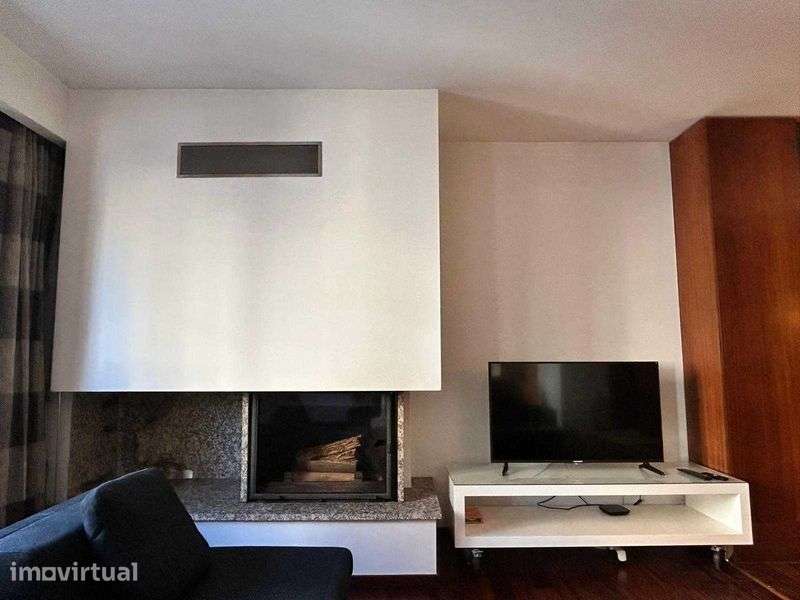 Apartamento T2 - Mobilado - Centro de Braga - Grande imagem: 3/12