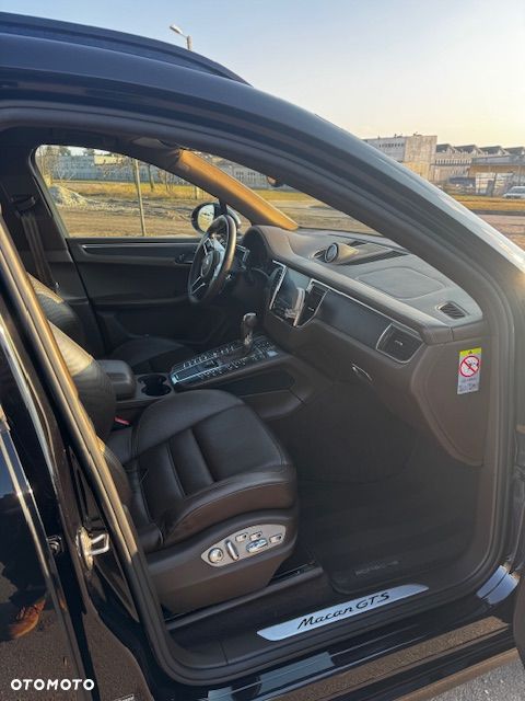 Porsche Macan - 7