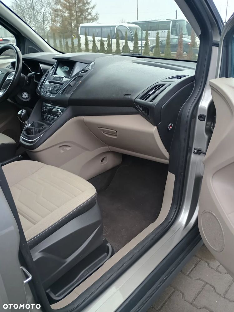 Ford Tourneo Connect - 6