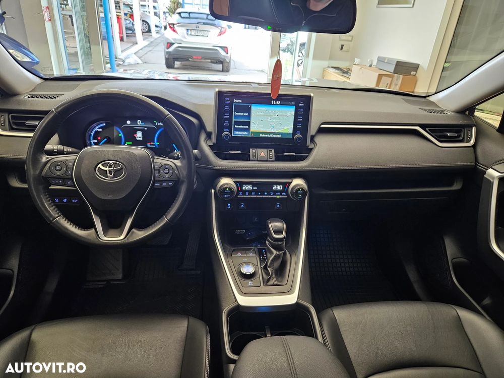 Toyota RAV4 2.5 VVT-iE 4x4 Luxury - 11