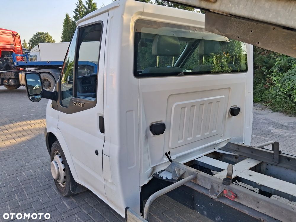 Ford Transit - 8
