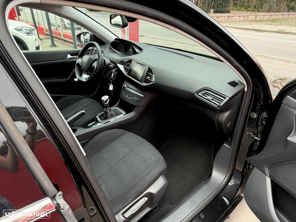 Peugeot 308 SW 1.6 BlueHDi Active - 28