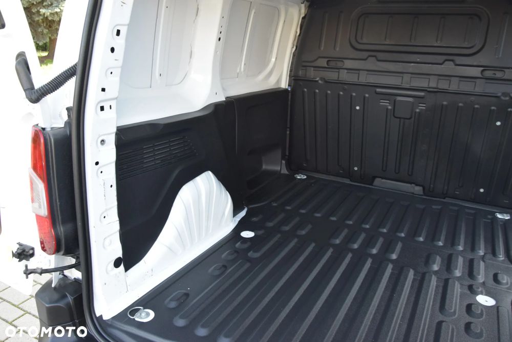 Citroën BERLINGO - 12