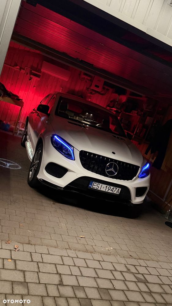 Mercedes-Benz GLE 350 d 4Matic 9G-TRONIC AMG Line - 1