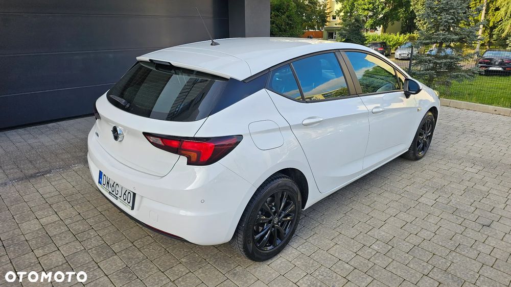 Opel Astra V 1.4 T Enjoy - 4