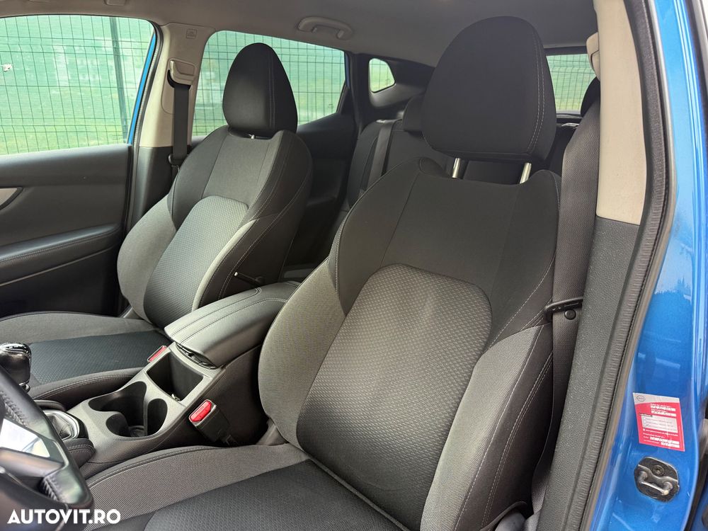 Nissan Qashqai 1.7 dCi N-CONNECTA - 17